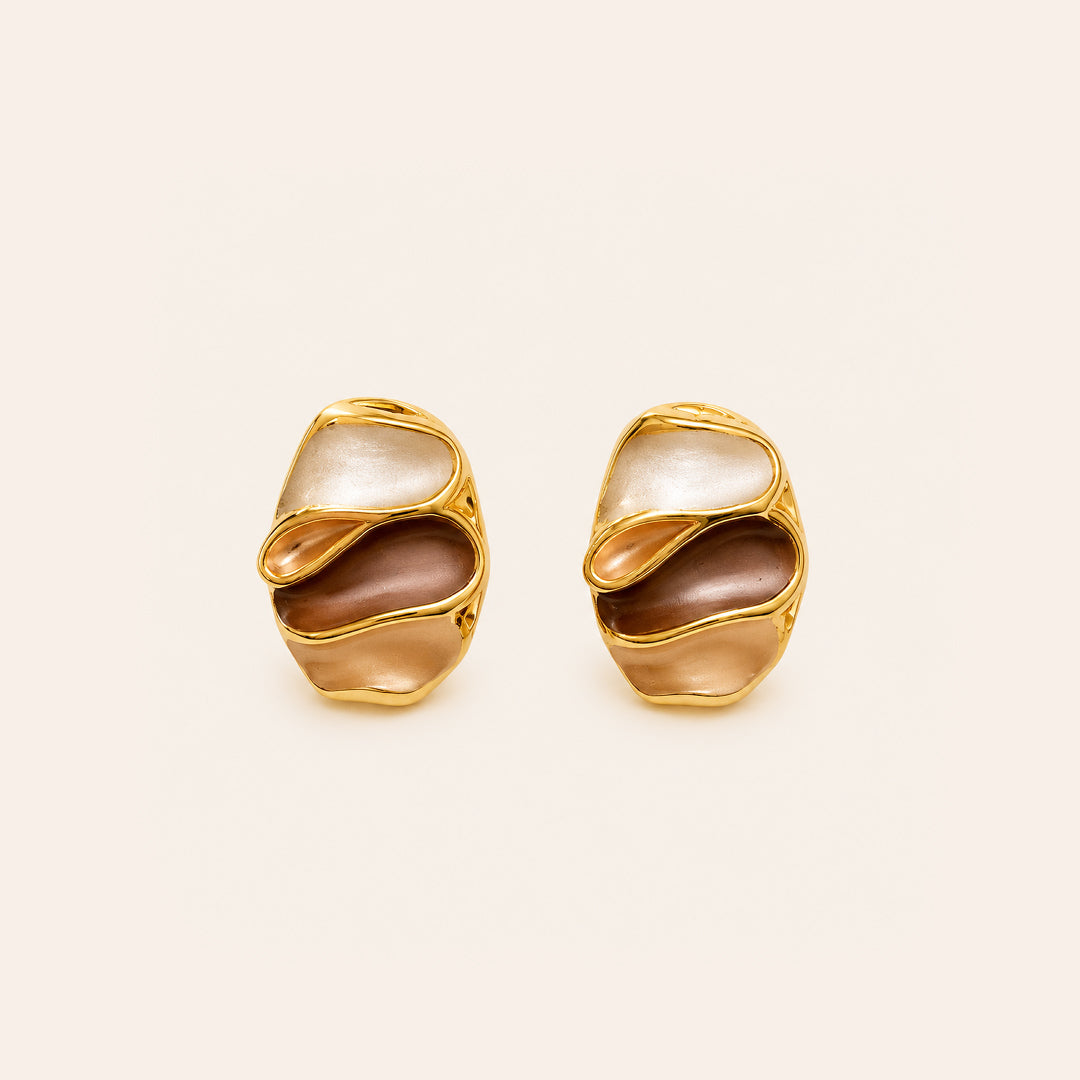 Gayaabi Musecurve Earring