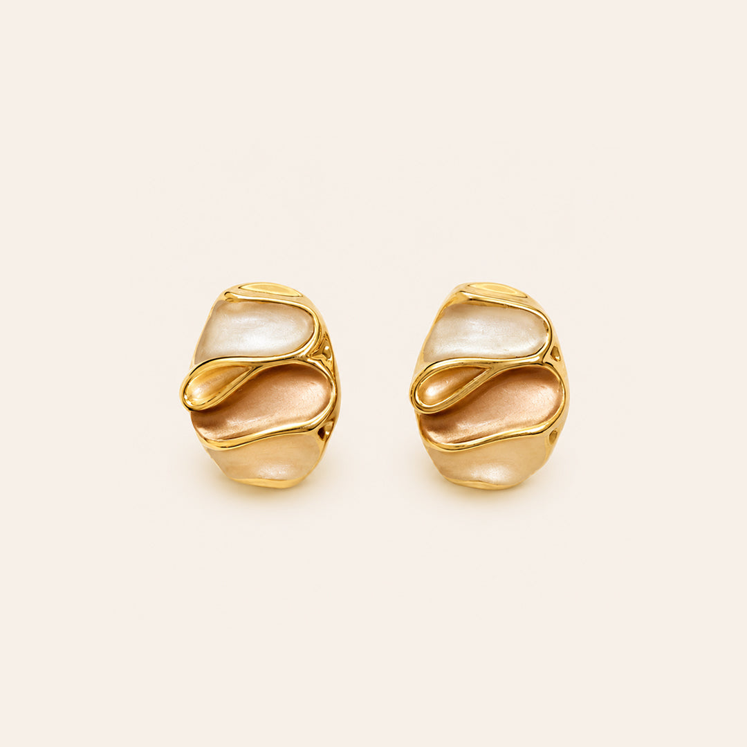Gayaabi Musecurve Earrings