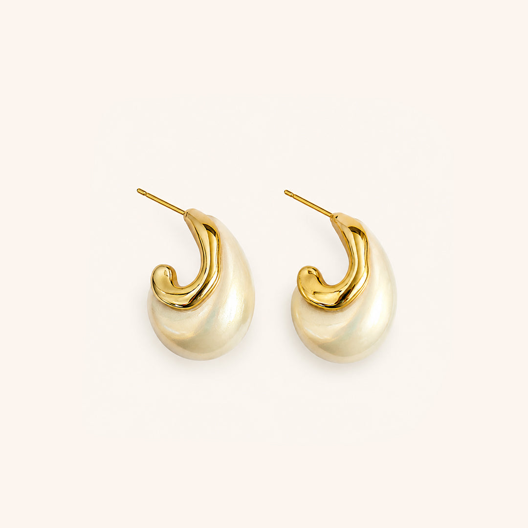 Gayaabi Pearl Veil Teardrop Stud EarringQCs