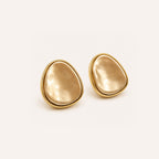 Gayaabi Pebble Stud Earrings