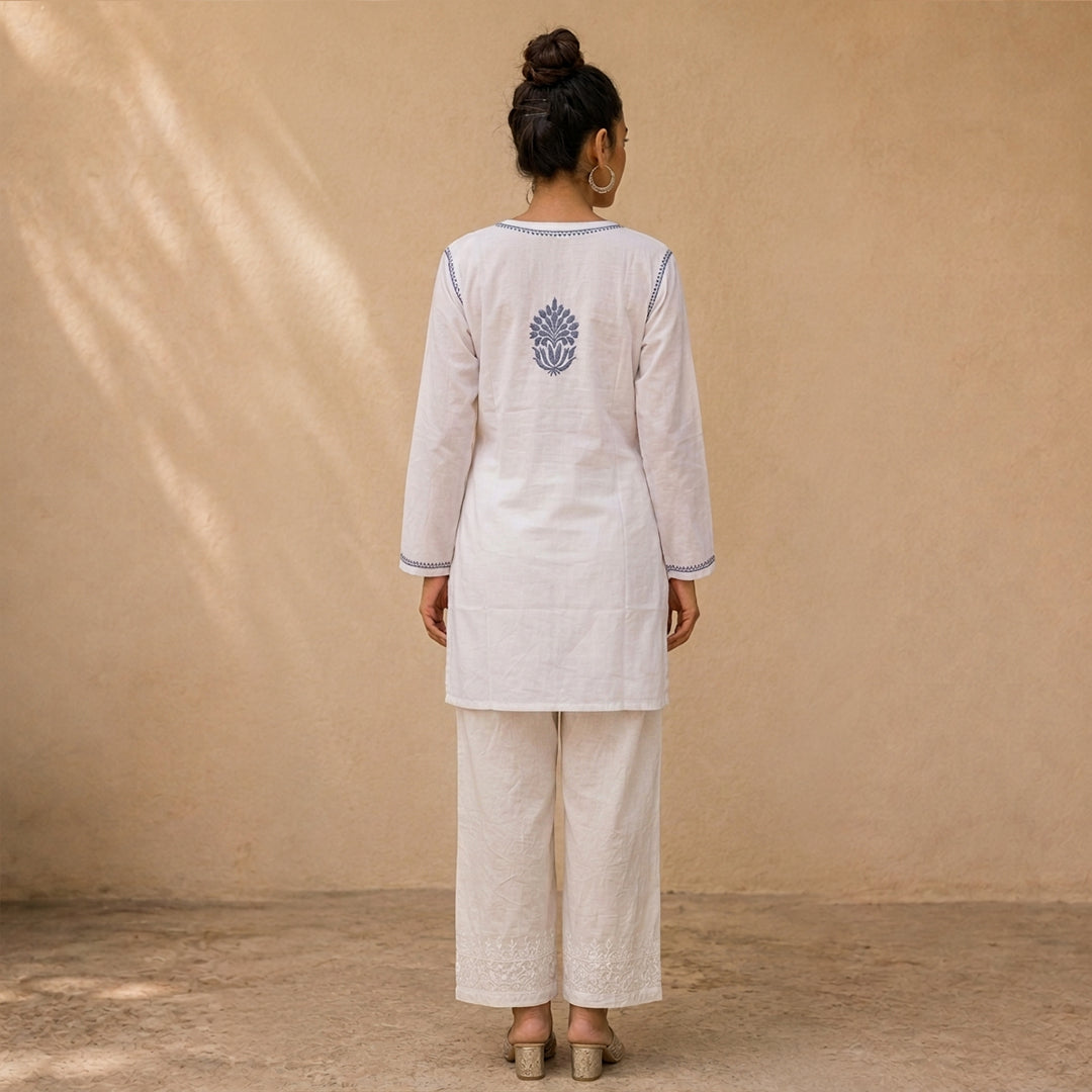 Gayaabi Gulnaar Cotton Chikankari Kurta